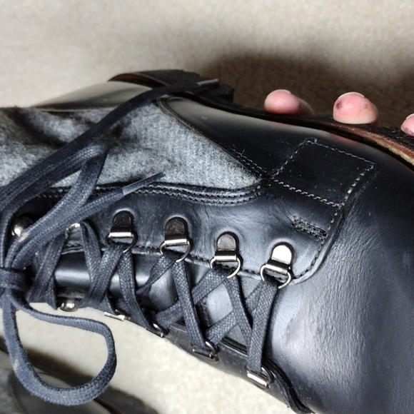 Wolverine 1000 Mile men's black leather & gray wool ankle boots. Mint. Size 11.5 - Picture 12 of 16